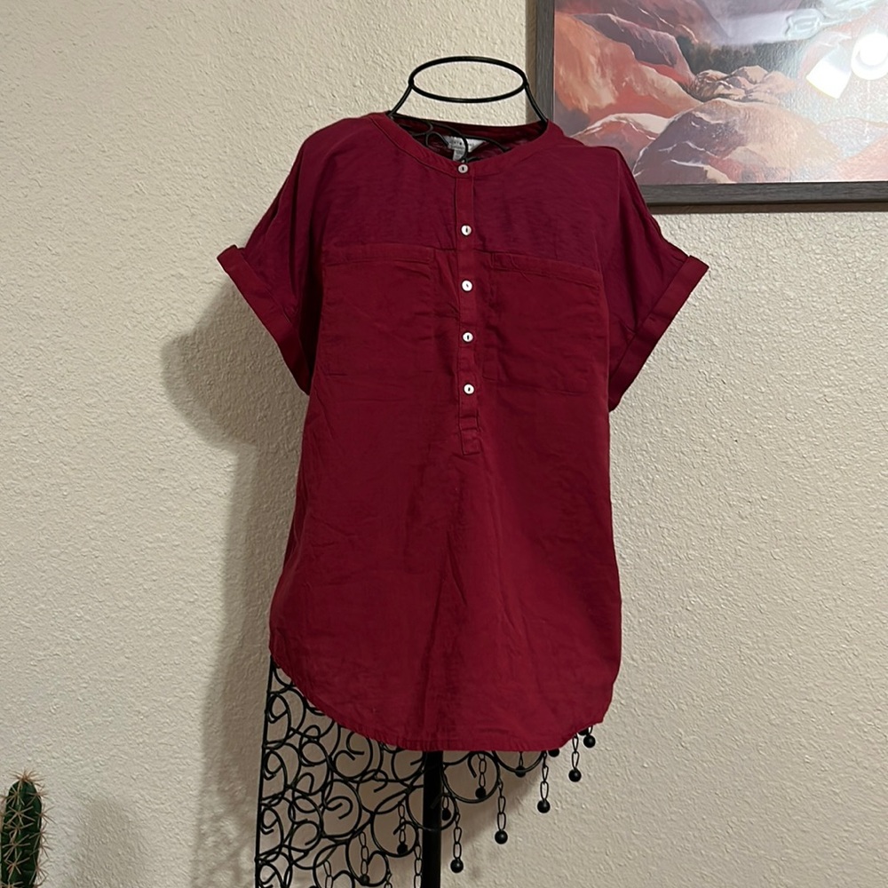 Lucky Brand Gauze Knit Short Sleeve Top.